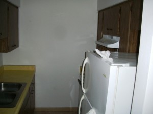 808-12-KitchenFrig-sm