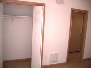 808-12-bedroom1-sm